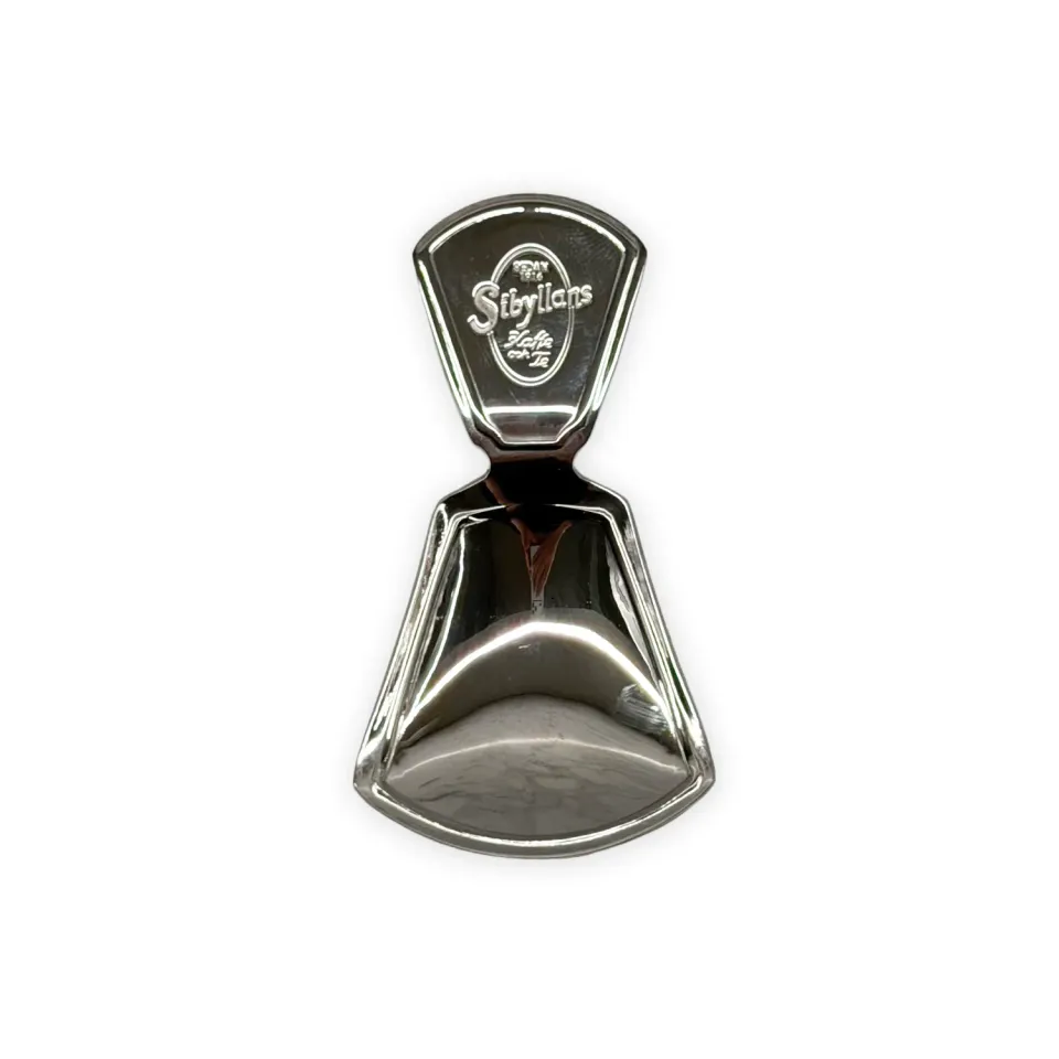 Sir Henry's Sibyllans teskopa silver måttskopa