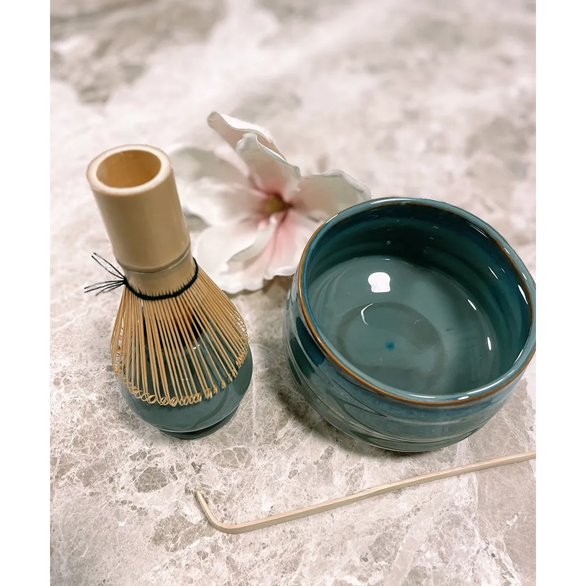 Bönor & Blad matcha set matchaset 4 delar duvblått