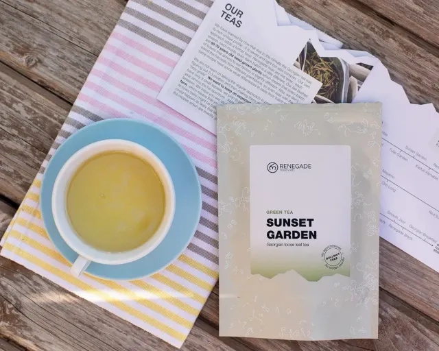 Renegade Tea Estate Sunset Garden grönt te 150 g balanserad